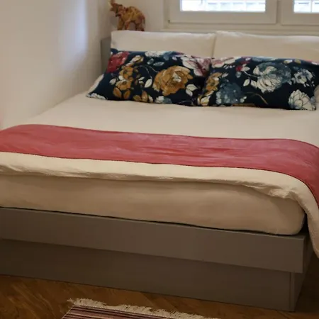 Magic Apartment